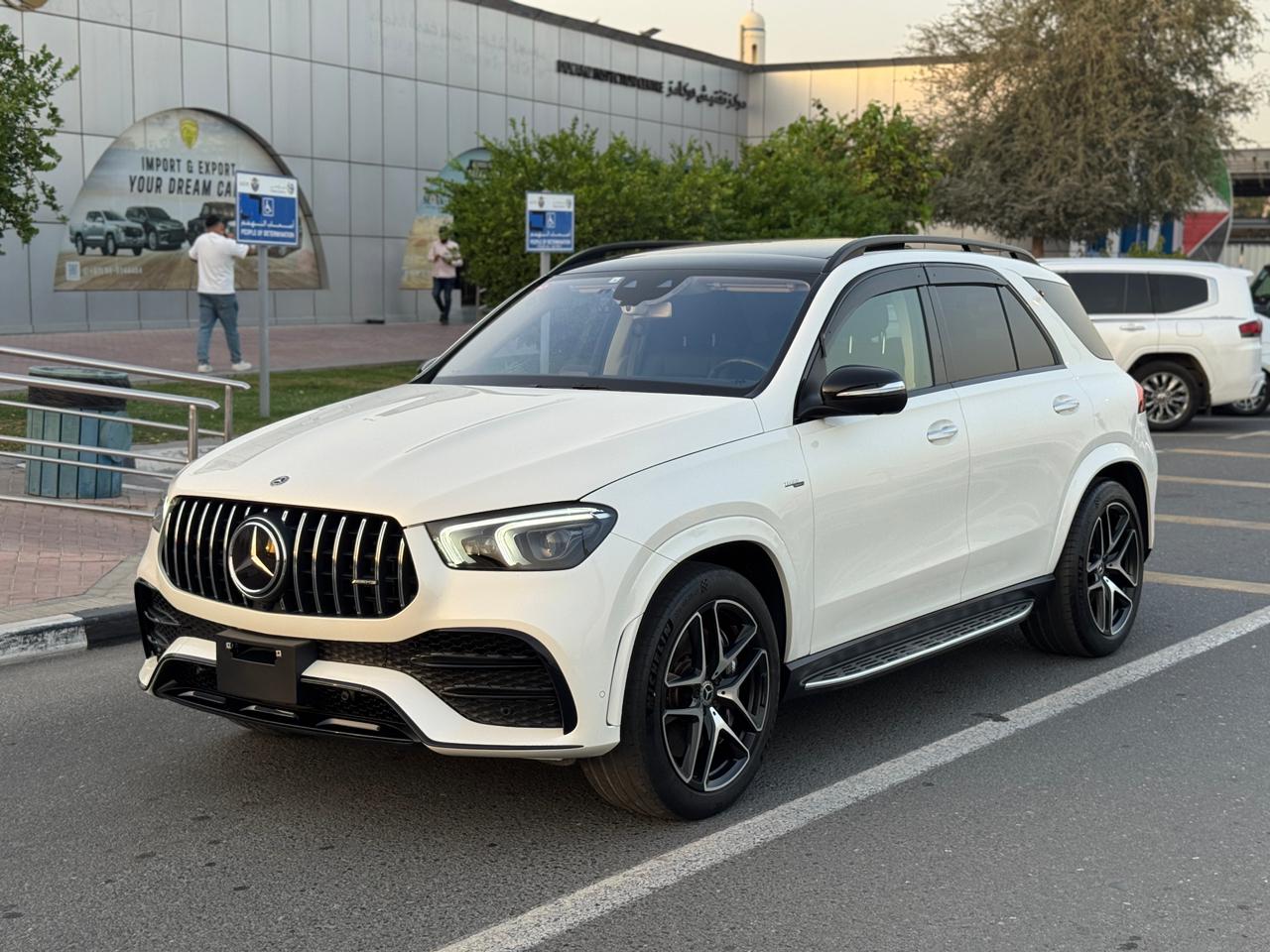 Mercedes Benz GLE53 AMG